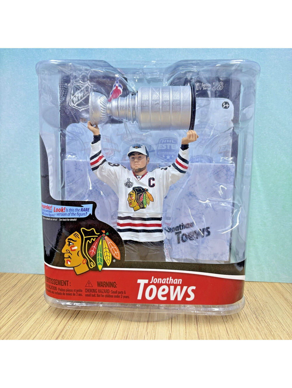 NHL Chicago Blackhawks Jonathon Toews Stanley Cup McFarlane Series 28 NIB